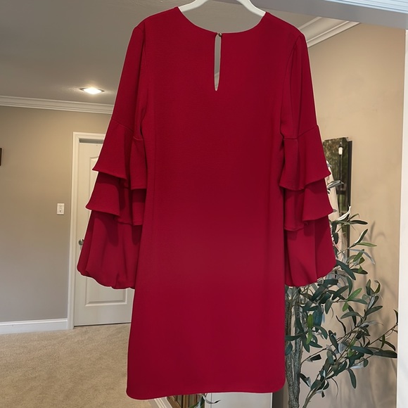 Charles Henry Red Tiered Ruffle Sleeve Mini Dress - Picture 9 of 9